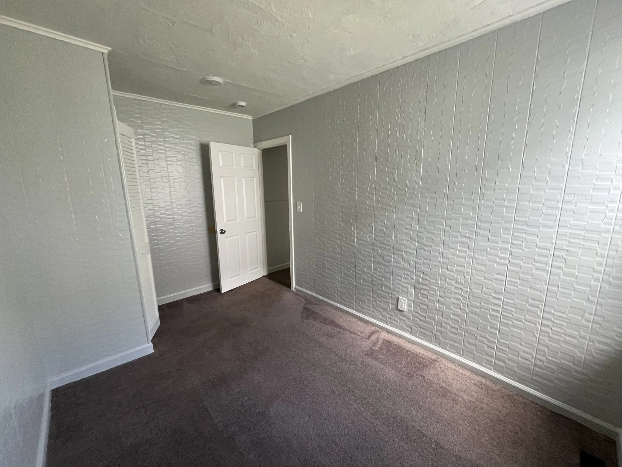 2 bed, 1 bath apartment for rent at 106 Wilcox St Unit 1, Fall River — photo 7 of 9