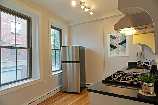 2 bed, 1 bath apartment for rent at 106 Willow St Unit 02, Wellington-Harrington