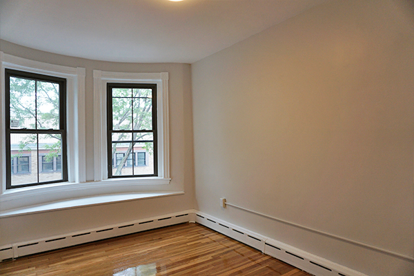 2 bed, 1 bath apartment for rent at 106 Willow St Unit 106-02, Wellington-Harrington — photo 3 of 7