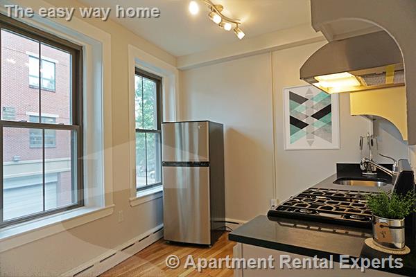 1 bed, 1 bath apartment for rent at 106 Willow St Unit 2, Inman Square