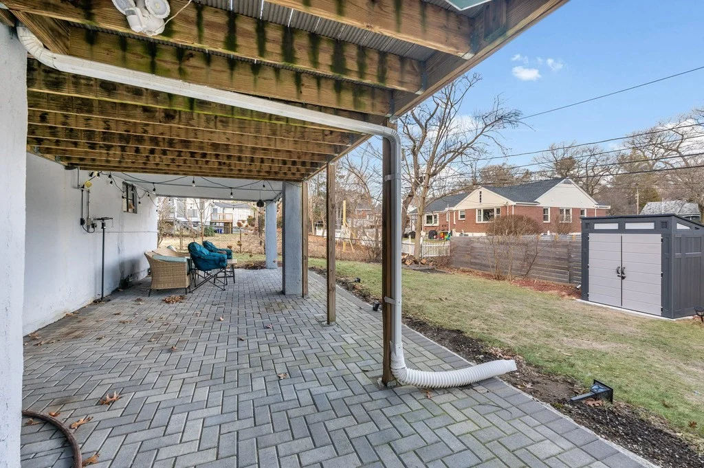 4 bed, 3 bath apartment for rent at 106 Woodcliff Rd, Chestnut Hill — photo 35 of 36