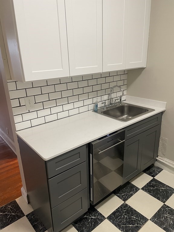 1 bed, 1 bath apartment for rent at 1060 Beacon St Unit 12, Coolidge Corner — photo 7 of 14
