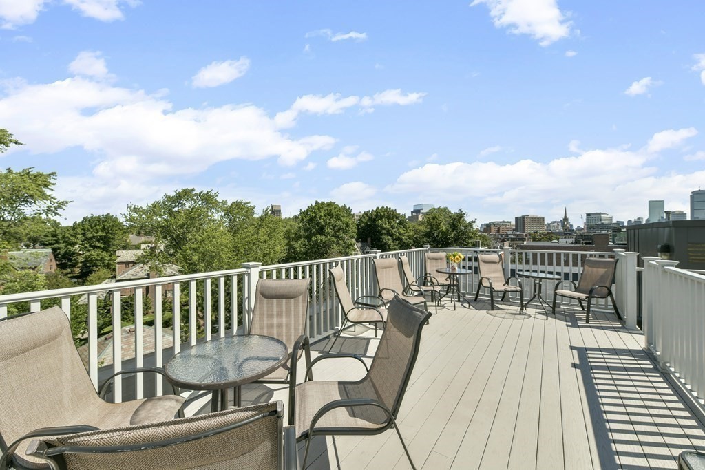 1 bed, 1 bath apartment for rent at 1060 Beacon St Unit 12, Coolidge Corner — photo 10 of 14