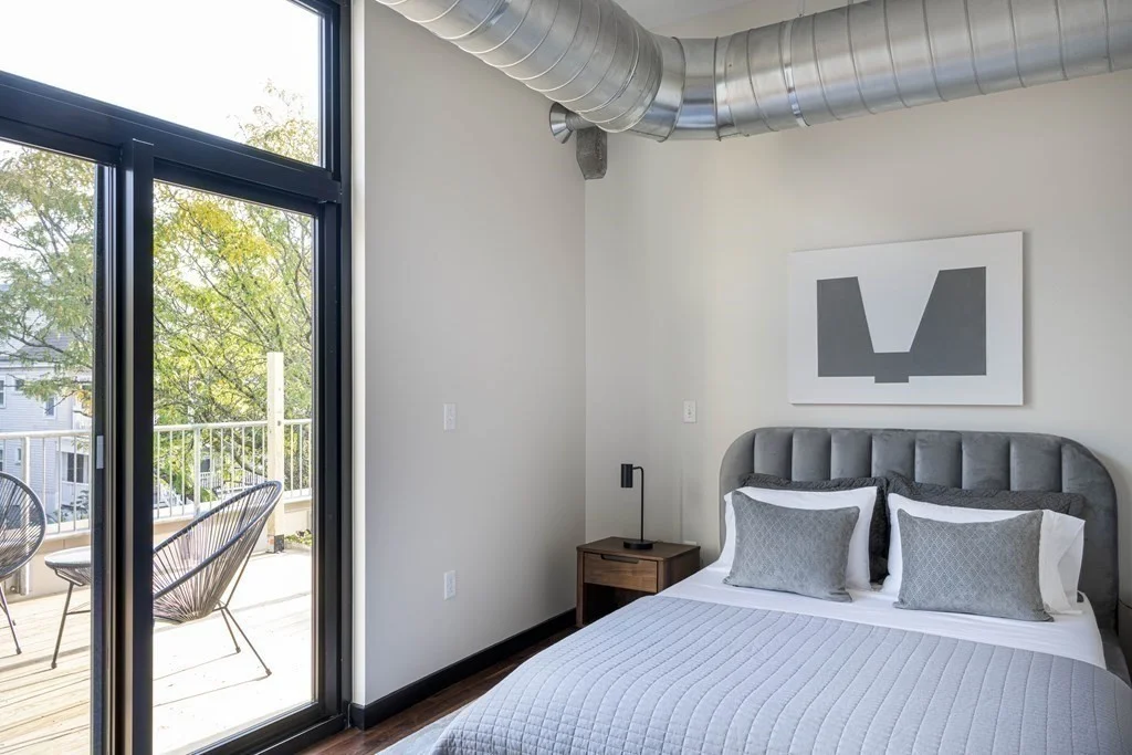3 bed, 2 bath apartment for rent at 1060 Broadway Unit 102, Davis Square — photo 8 of 14