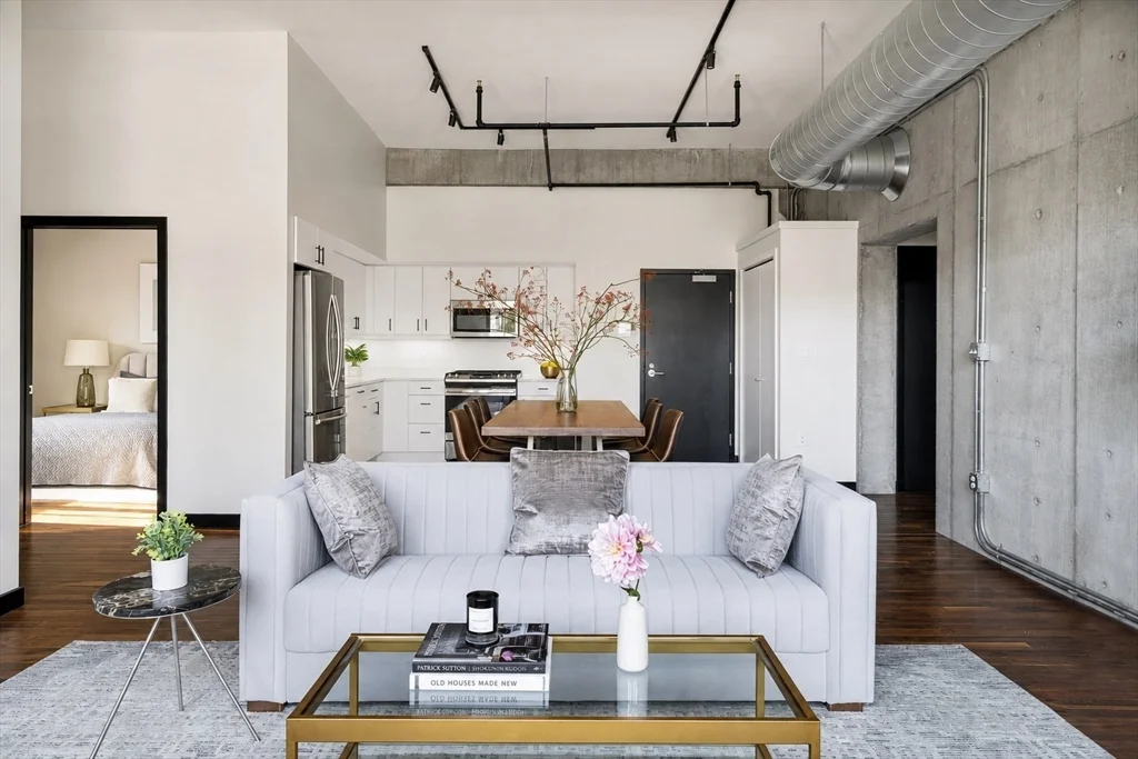 3 bed, 2 bath apartment for rent at 1060 Broadway Unit 102, Davis Square — photo 5 of 14