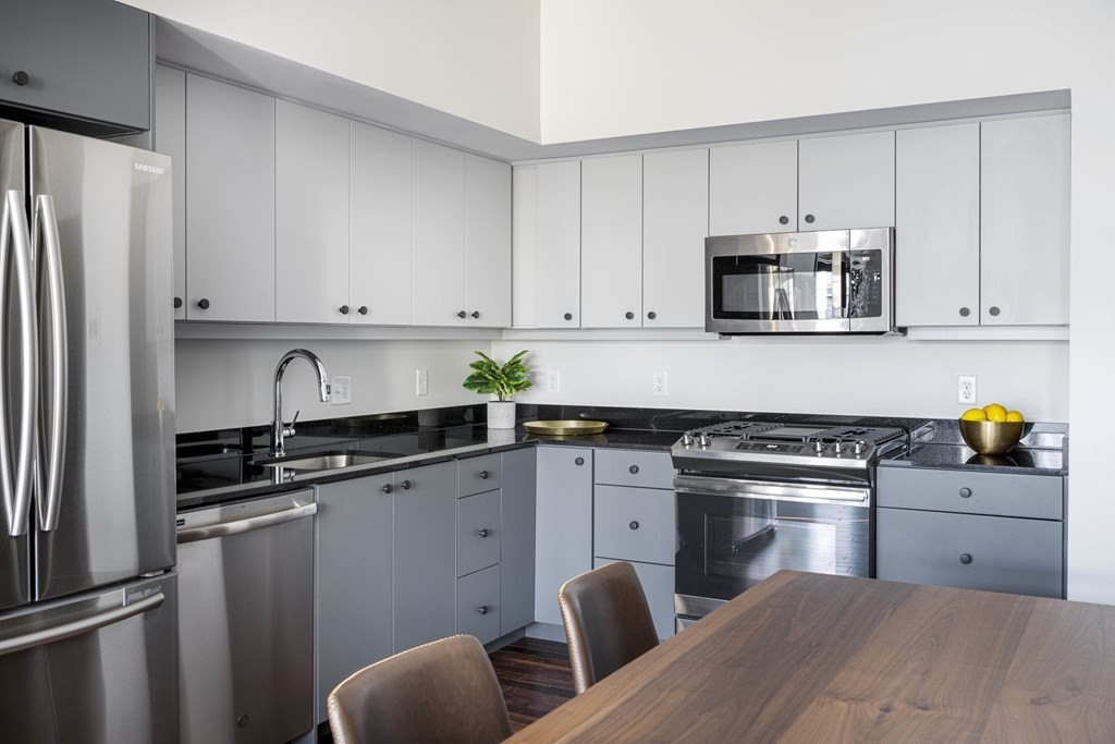 1 bed, 1 bath apartment for rent at 1060 Broadway Unit 213, Somerville — photo 2 of 10