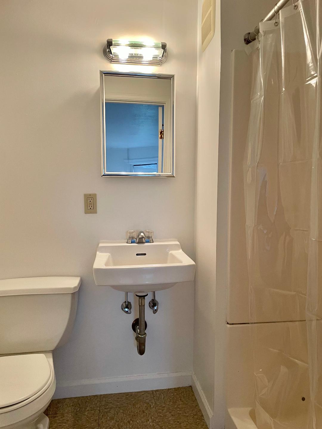 Studio bed, 1 bath apartment for rent at 1061 Beacon St Unit 14, Longwood — photo 5 of 5