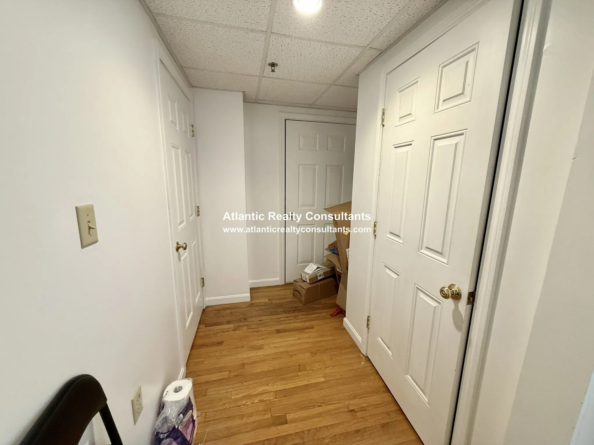 3 bed, 2 bath apartment for rent at 1061 Beacon St Unit 1B, Longwood — photo 11 of 15