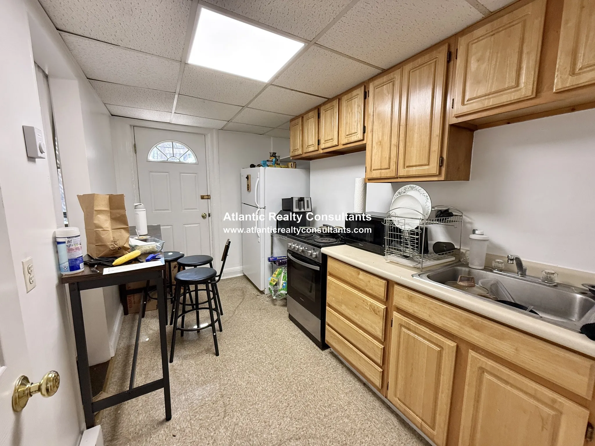 3 bed, 2 bath apartment for rent at 1061 Beacon St Unit 1B, Longwood — photo 7 of 15