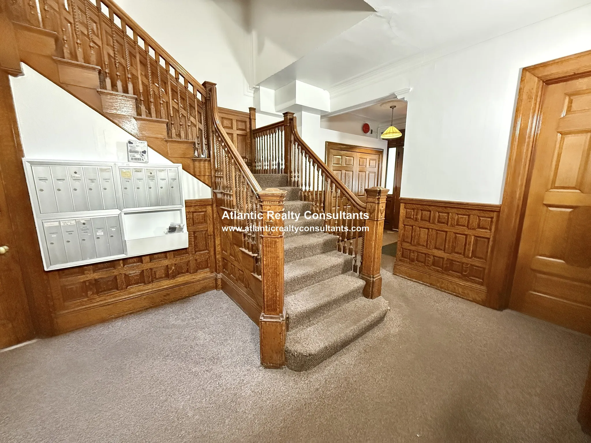 3 bed, 2 bath apartment for rent at 1061 Beacon St Unit 1B, Longwood — photo 13 of 15