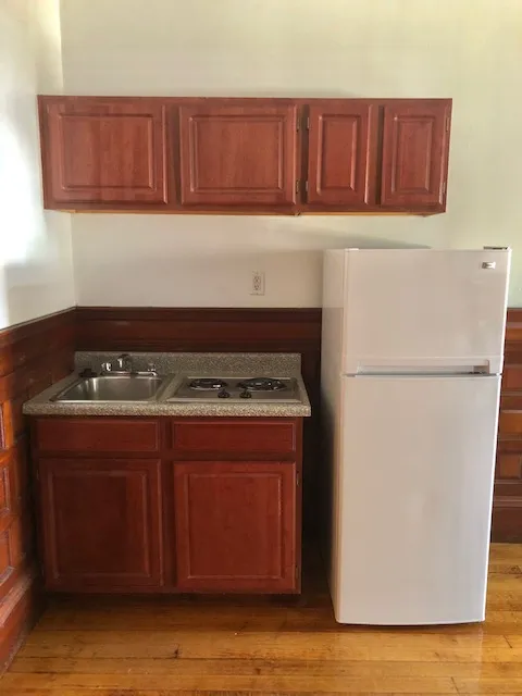 1 bed, 1 bath apartment for rent at 1061 Beacon St Unit 2, Longwood — photo 6 of 10