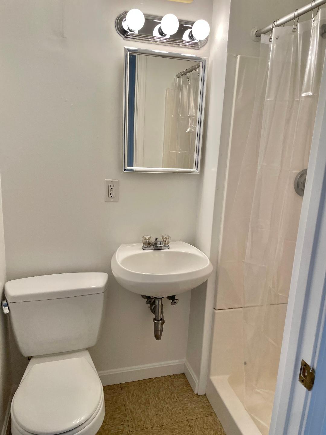 Studio bed, 1 bath apartment for rent at 1061 Beacon St Unit 6, Longwood — photo 12 of 12