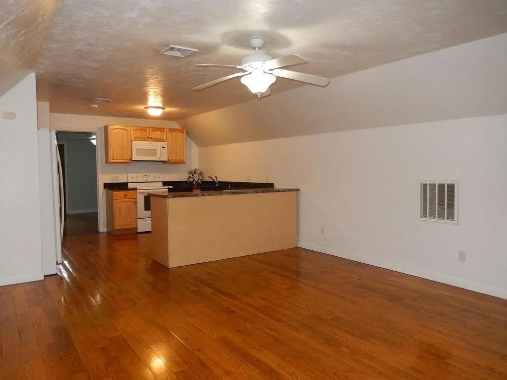 1 bed, 1 bath apartment for rent at 1061 West Boylston St Unit 2, Worcester — photo 7 of 19