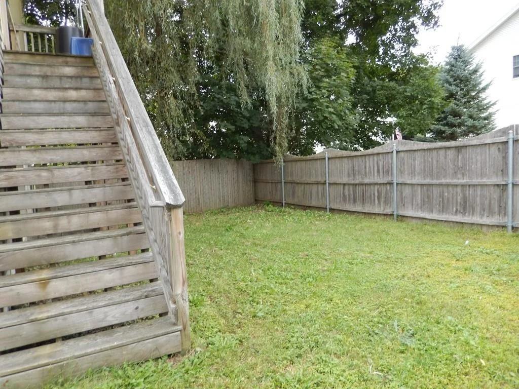 1 bed, 1 bath apartment for rent at 1061 West Boylston St Unit 2, Worcester — photo 3 of 19