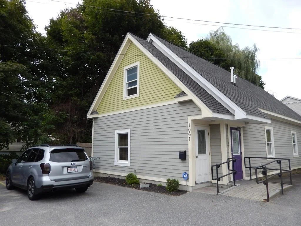 1 bed, 1 bath apartment for rent at 1061 West Boylston St Unit 2, Worcester — photo 1 of 19