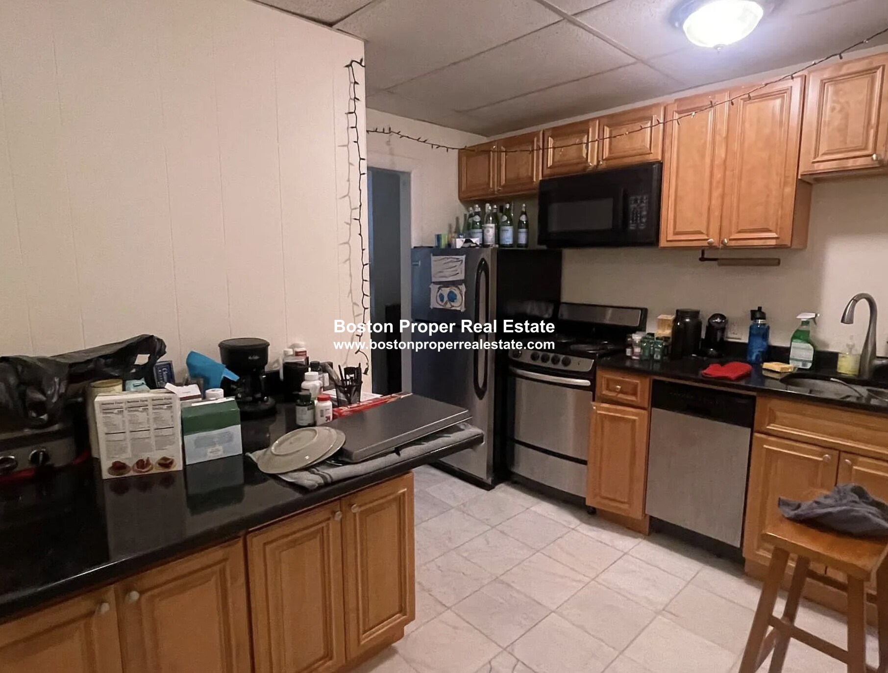 Studio bed, 1 bath apartment for rent at 1063 Beacon St Unit 1, Longwood — photo 2 of 5