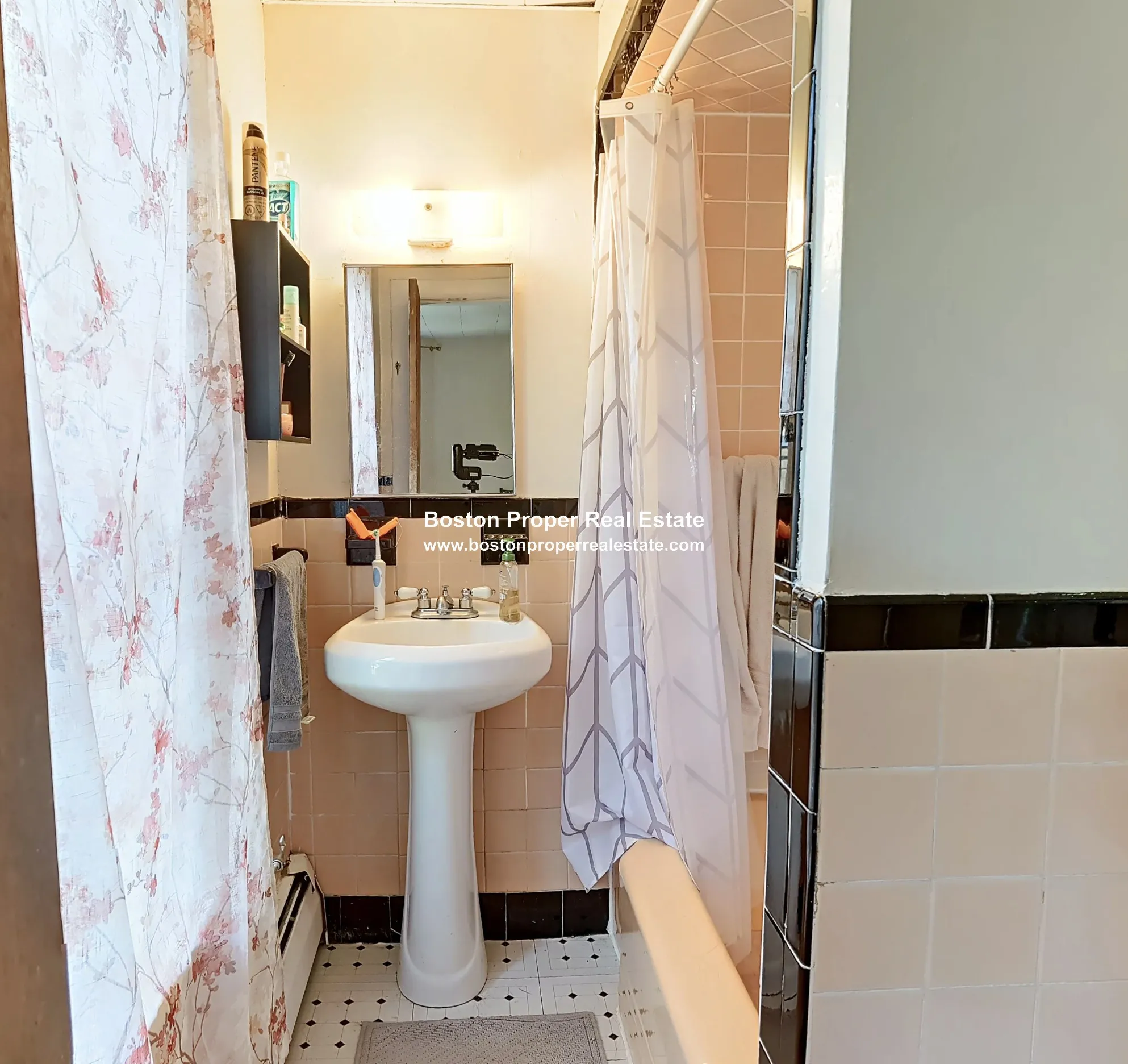 Studio bed, 1 bath apartment for rent at 1063 Beacon St Unit 8a, Longwood — photo 3 of 5