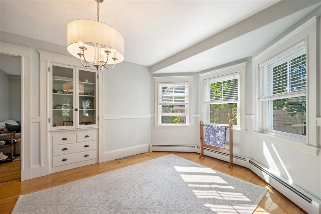 4 bed, 3 bath apartment for rent at 1063 Massachusetts Ave Unit 2, Lexington — photo 6 of 42