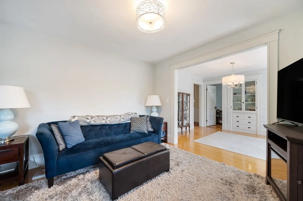4 bed, 3 bath apartment for rent at 1063 Massachusetts Ave Unit 2, Lexington — photo 9 of 42