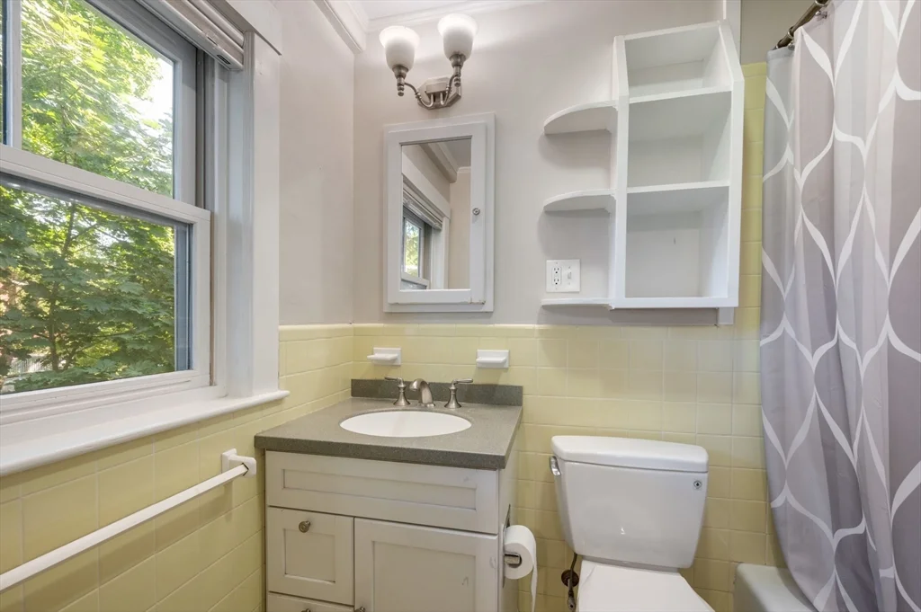 4 bed, 3 bath apartment for rent at 1063 Massachusetts Ave Unit 2, Lexington — photo 18 of 42