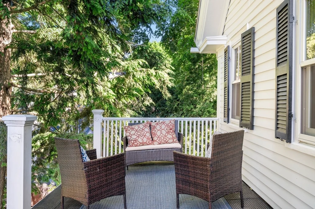 4 bed, 3 bath apartment for rent at 1063 Massachusetts Ave Unit 2, Lexington — photo 3 of 42