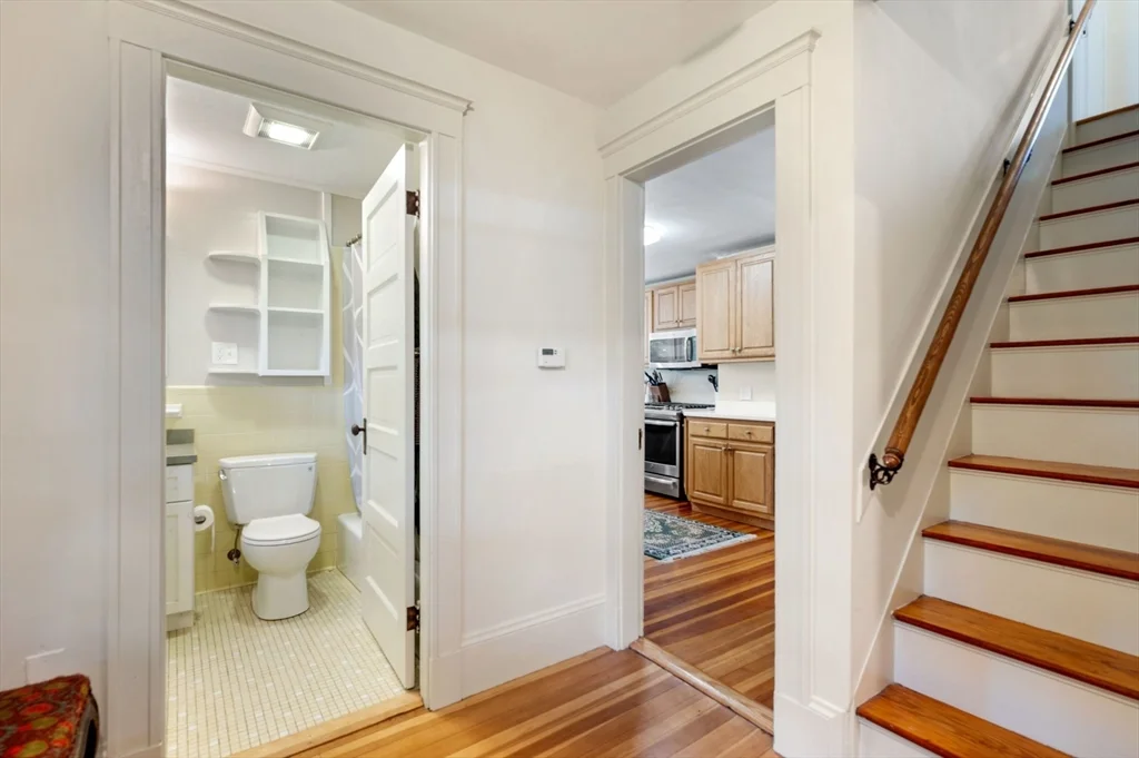 4 bed, 3 bath apartment for rent at 1063 Massachusetts Ave Unit 2, Lexington — photo 17 of 42