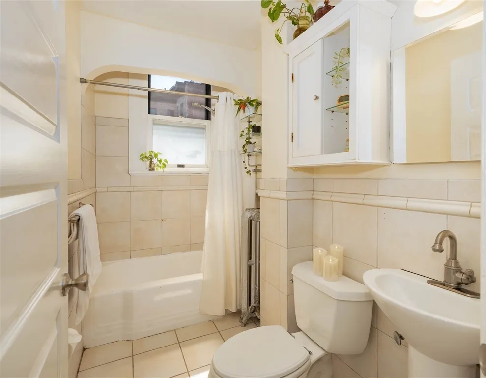 2 bed, 1 bath apartment for rent at 1064 Beacon St Unit 12A, Longwood — photo 27 of 40