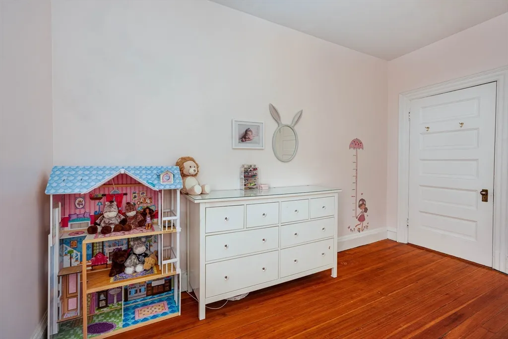 2 bed, 1 bath apartment for rent at 1064 Beacon St Unit 12A, Longwood — photo 26 of 40