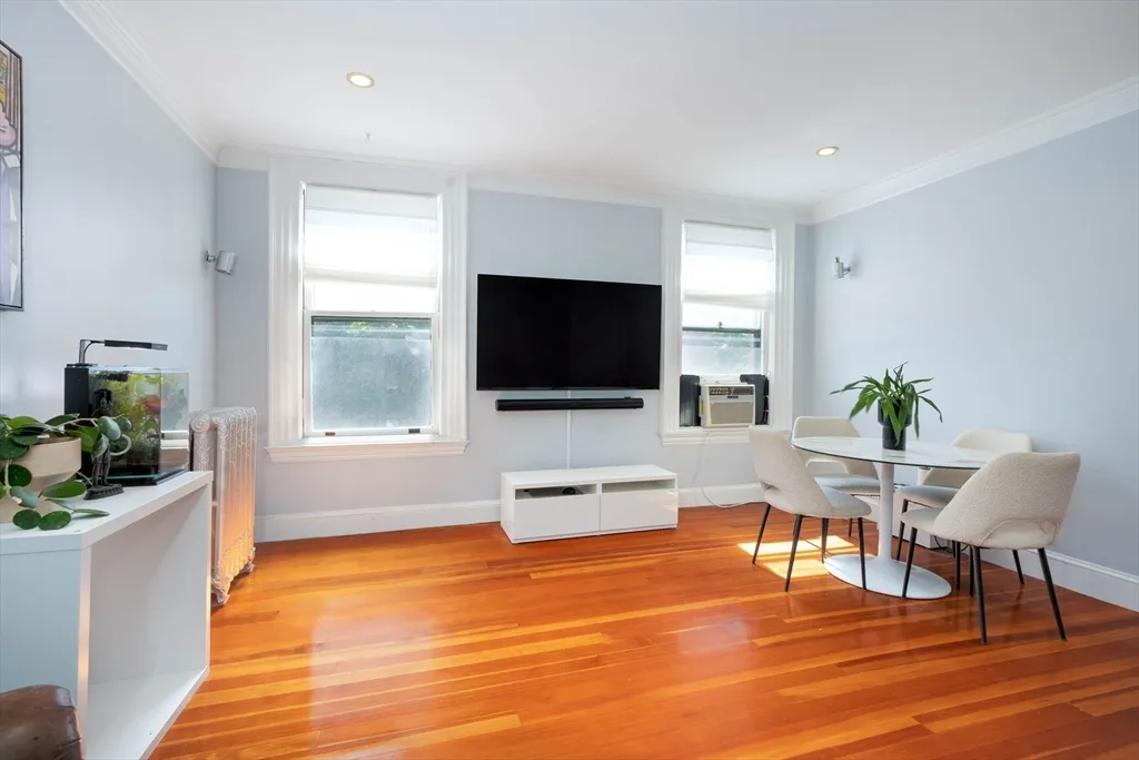 2 bed, 1 bath apartment for rent at 1064 Beacon St Unit 12A, Longwood — photo 10 of 40