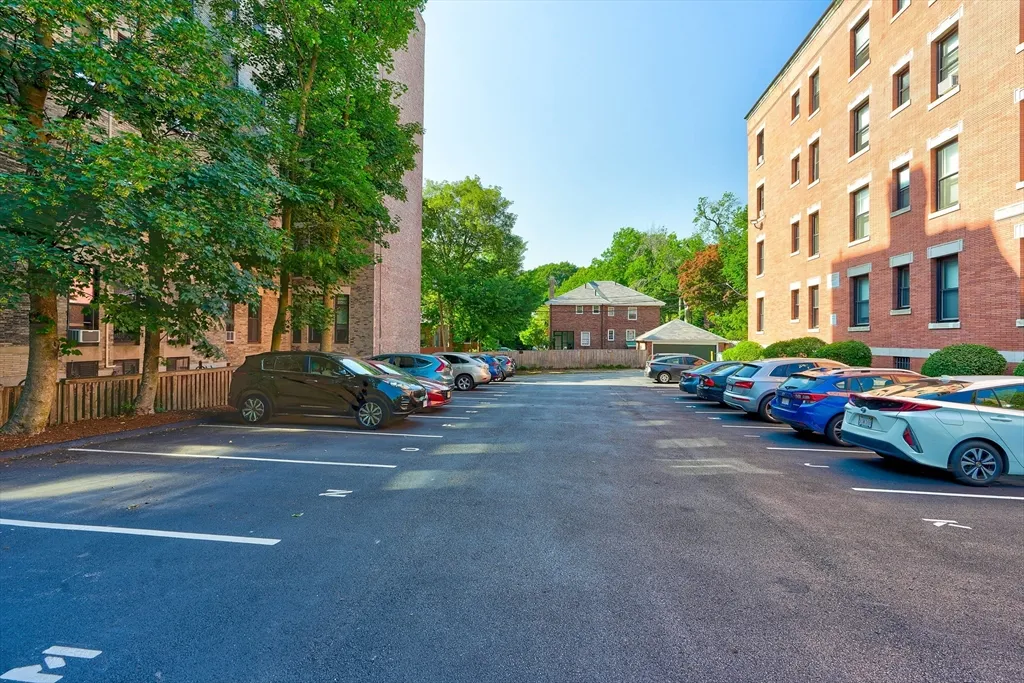 2 bed, 1 bath apartment for rent at 1064 Beacon St Unit 12A, Longwood — photo 37 of 40
