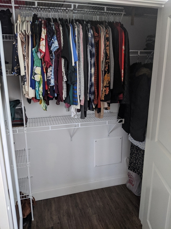 Studio bed, 1 bath apartment for rent at 1064 North Shore Rd Unit 2, Revere — photo 3 of 8