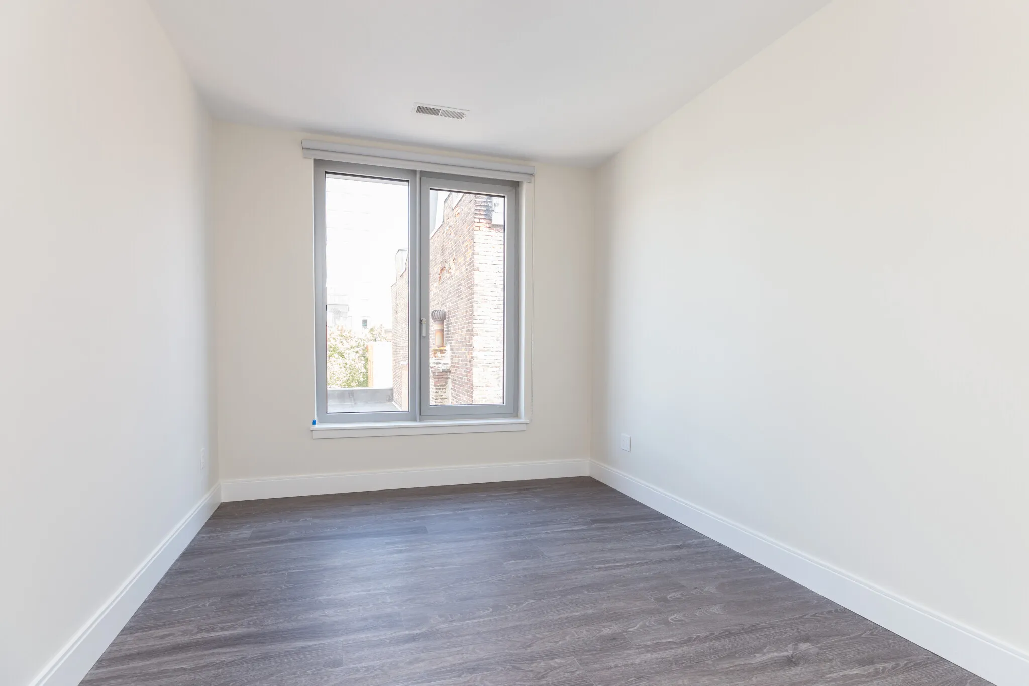 3 bed, 2 bath apartment for rent at 1065 Tremont St Unit 207, Roxbury — photo 7 of 8