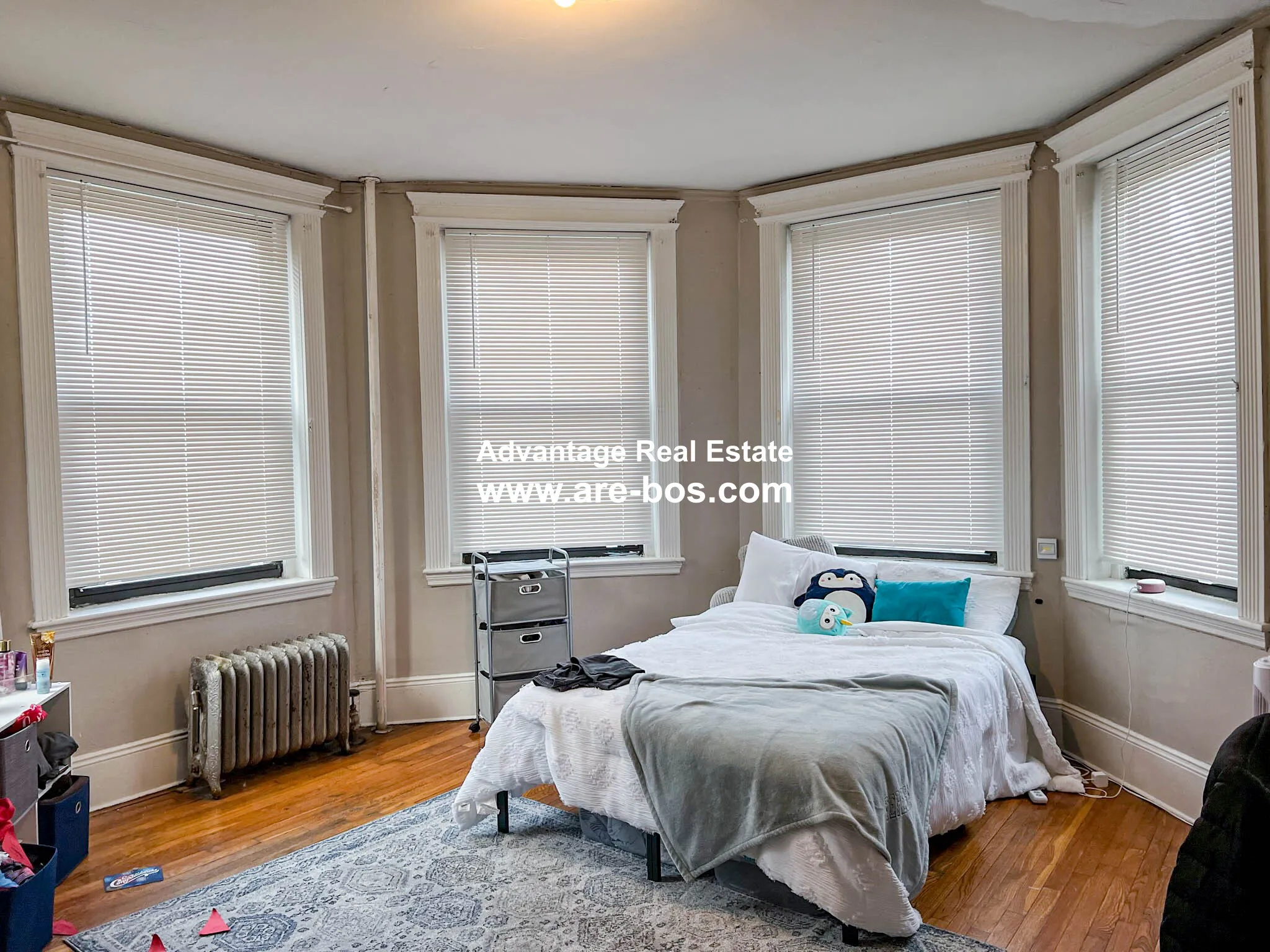 3 bed, 1 bath apartment for rent at 1066 Commonwealth Ave Unit 31, Brighton — photo 11 of 14