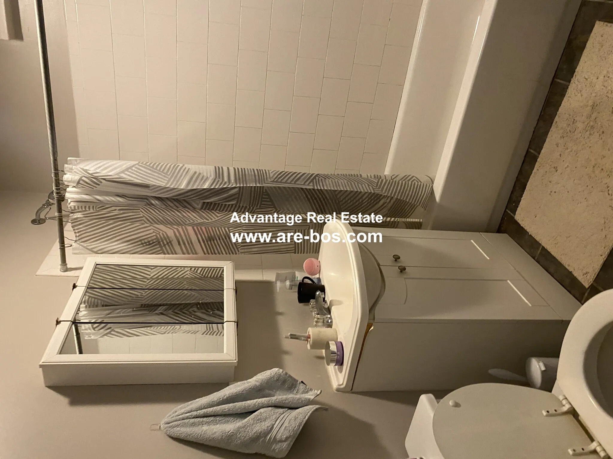 3 bed, 1 bath apartment for rent at 1066 Commonwealth Ave Unit 31 Duplicate, Brighton — photo 50 of 63