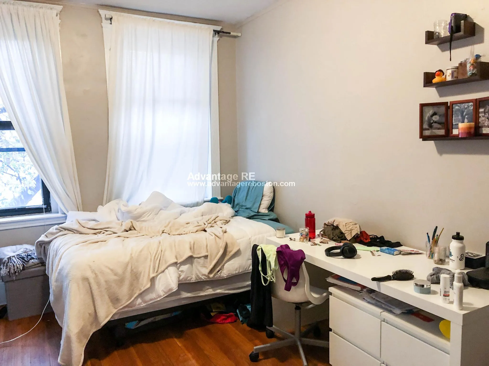 3 bed, 1 bath apartment for rent at 1066 Commonwealth Ave Unit 31 Duplicate, Brighton — photo 46 of 63