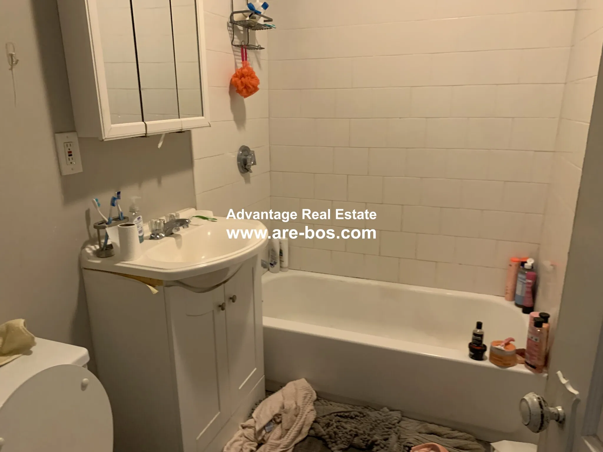 3 bed, 1 bath apartment for rent at 1066 Commonwealth Ave Unit 31 Duplicate, Brighton — photo 34 of 63