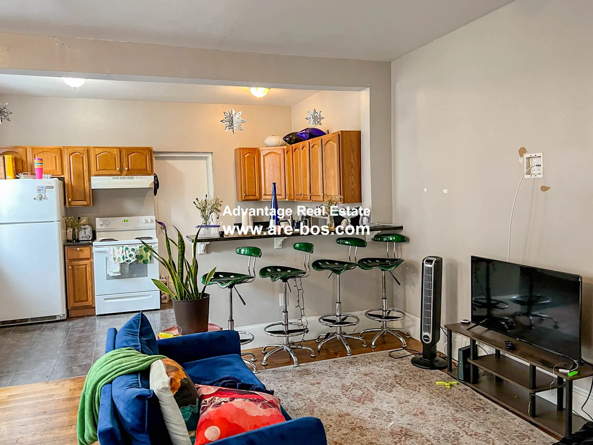 2 bed, 1 bath apartment for rent at 1066 Commonwealth Ave Unit 34, Brighton — photo 5 of 29