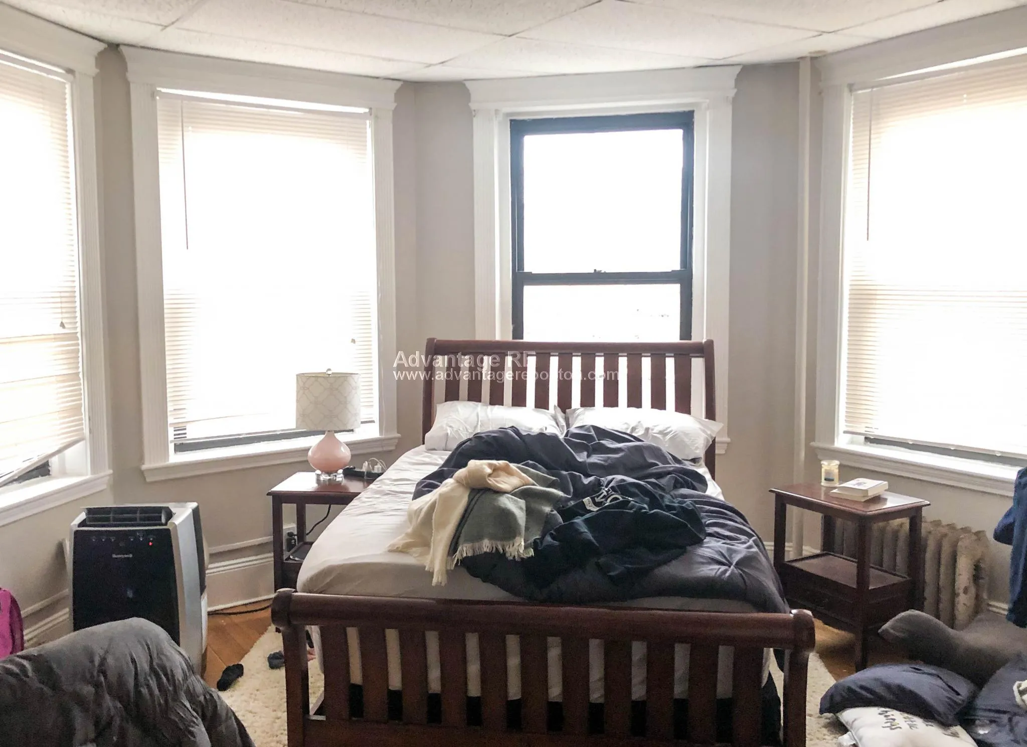 2 bed, 1 bath apartment for rent at 1066 Commonwealth Ave Unit 44, Brighton — photo 3 of 30