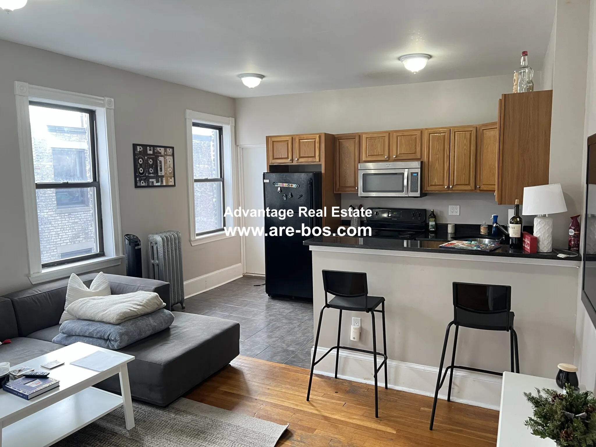3 bed, 1 bath apartment for rent at 1066 Commonwealth Ave Unit 62, Brighton — photo 2 of 21