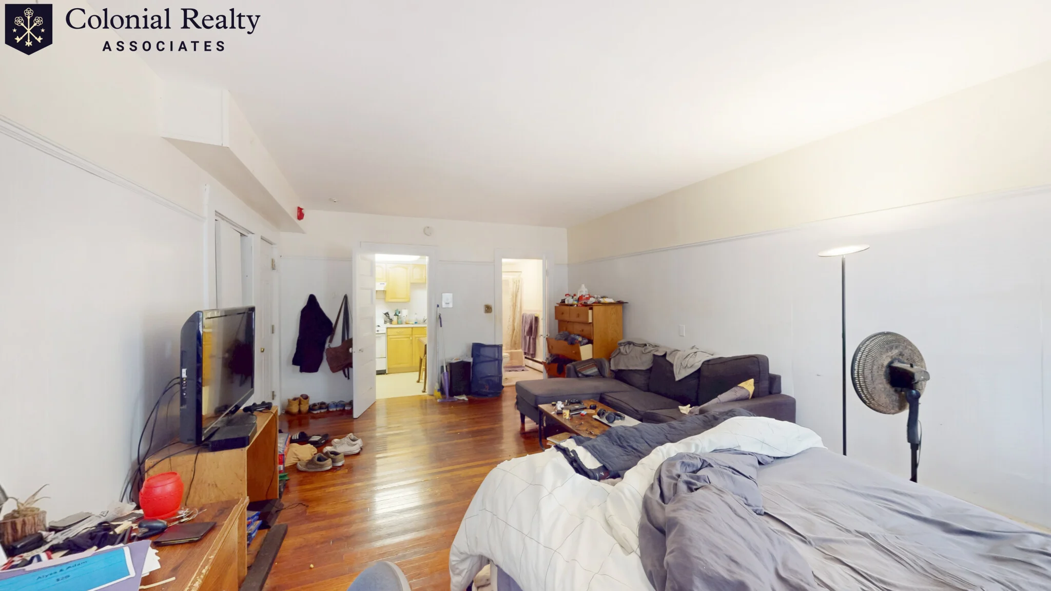 Studio bed, 1 bath apartment for rent at 1067 Beacon St Unit B, Longwood — photo 3 of 6