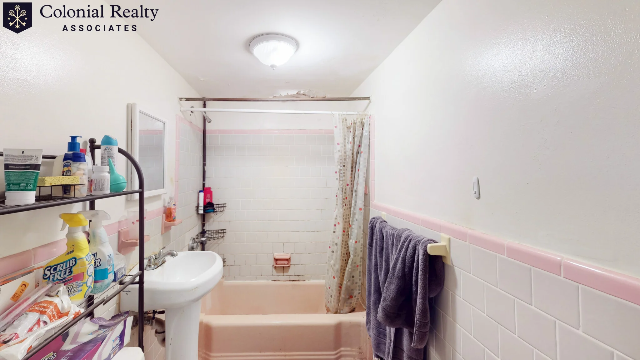 Studio bed, 1 bath apartment for rent at 1067 Beacon St Unit B, Longwood — photo 5 of 6