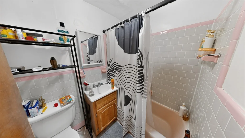 1 bed, 1 bath apartment for rent at 1069 Beacon St Unit 5, Coolidge Corner — photo 10 of 11