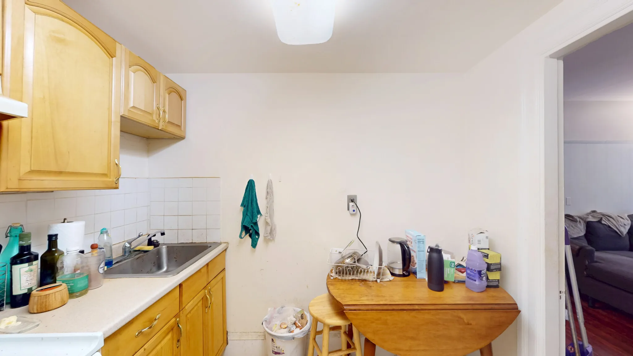 Studio bed, 1 bath apartment for rent at 1069 Beacon St Unit B, Longwood — photo 9 of 12