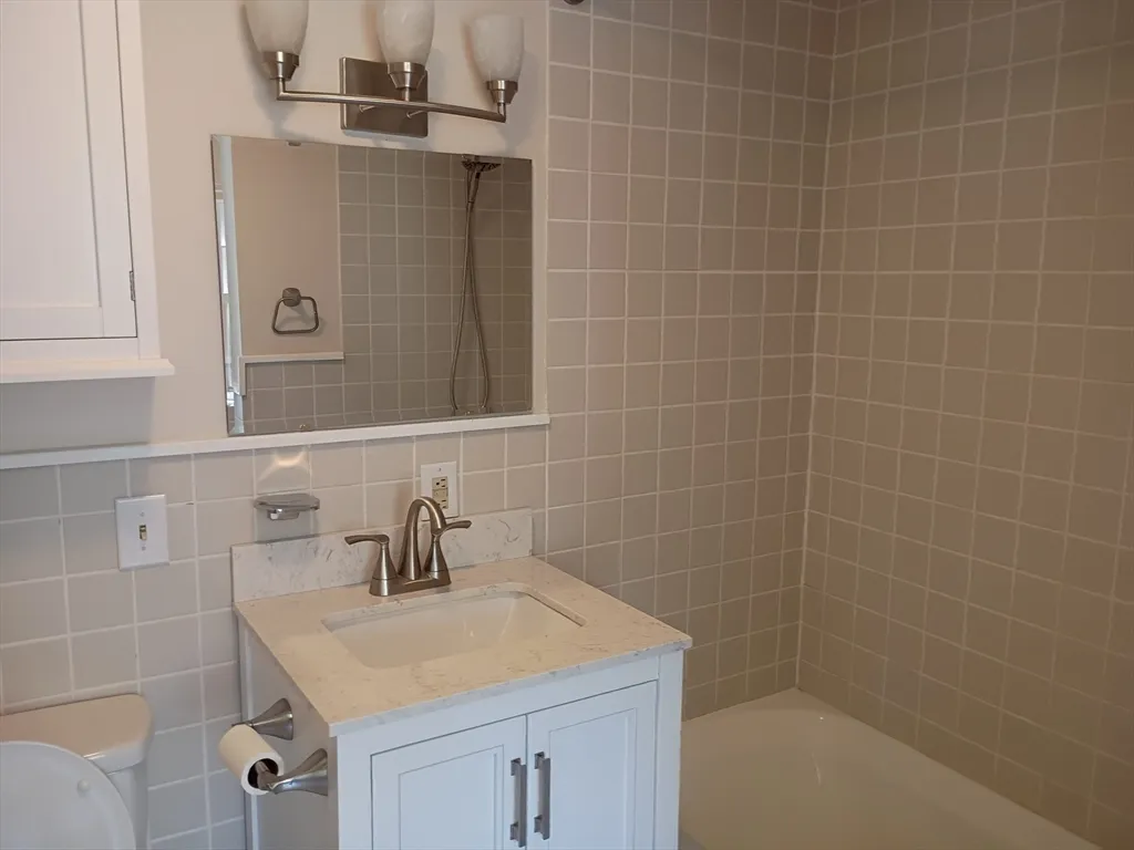 3 bed, 2 bath apartment for rent at 106R Main, Byfield — photo 13 of 32