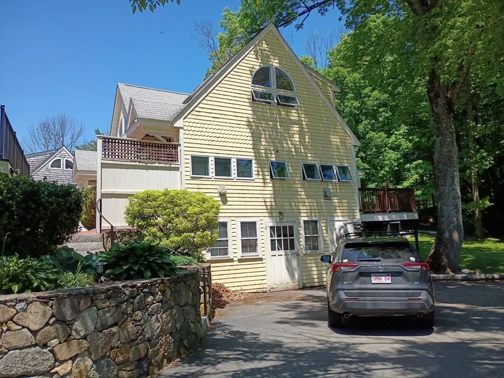 3 bed, 2 bath apartment for rent at 106R Main, Byfield — photo 6 of 32