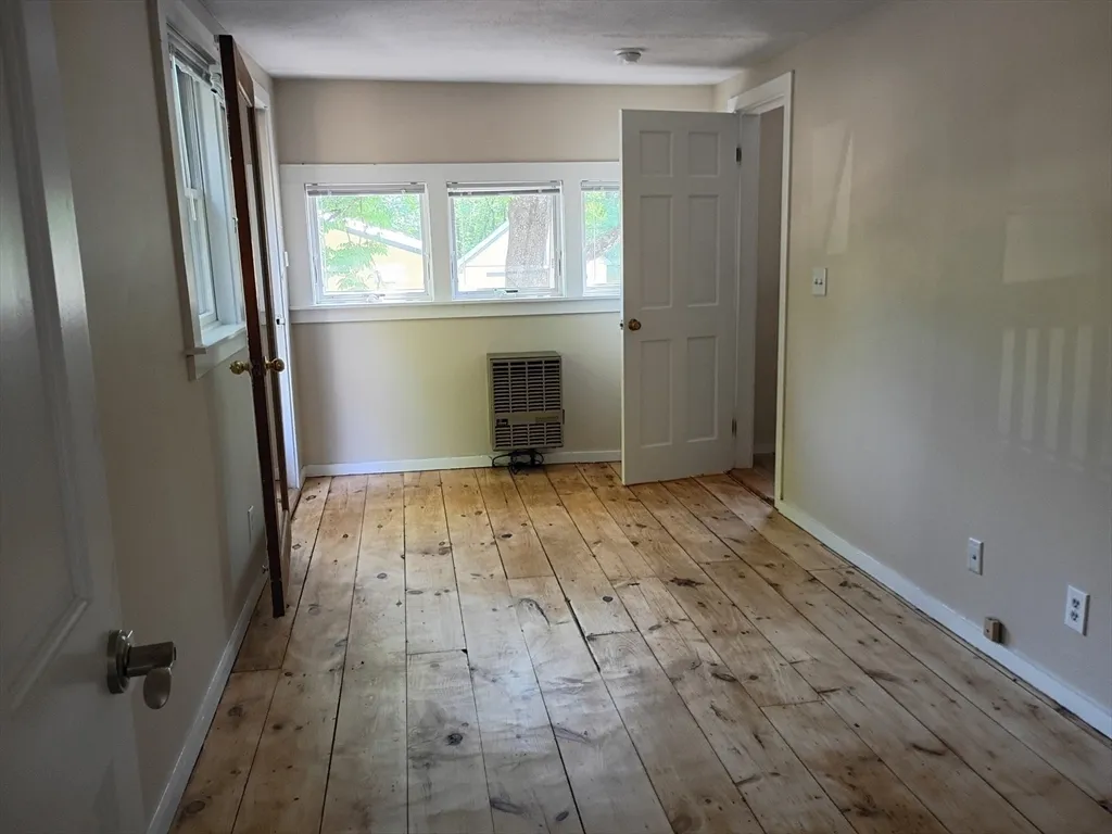 3 bed, 2 bath apartment for rent at 106R Main, Byfield — photo 14 of 32