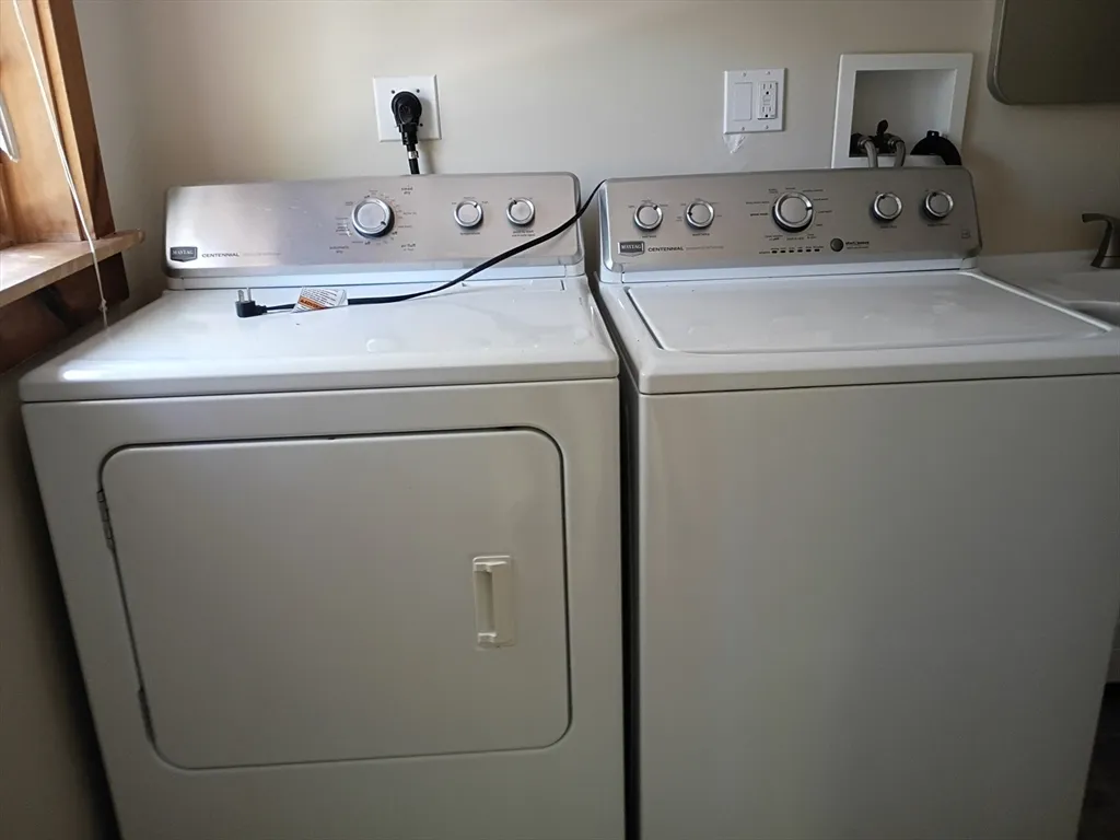3 bed, 2 bath apartment for rent at 106R Main, Byfield — photo 15 of 32