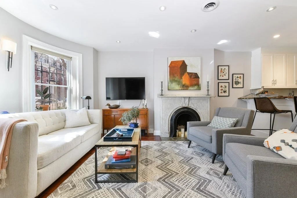 1 bed, 1 bath apartment for rent at 107 Appleton St Unit 2, South End — photo 2 of 12