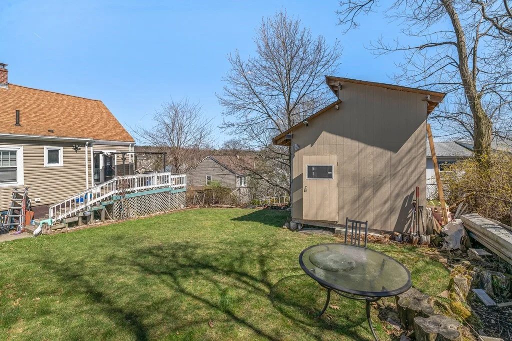3 bed, 1 bath apartment for rent at 107 Belle Ave Unit 1, Medford — photo 14 of 21