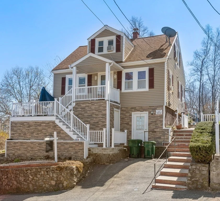 3 bed, 1 bath apartment for rent at 107 Belle Ave Unit 1, Medford